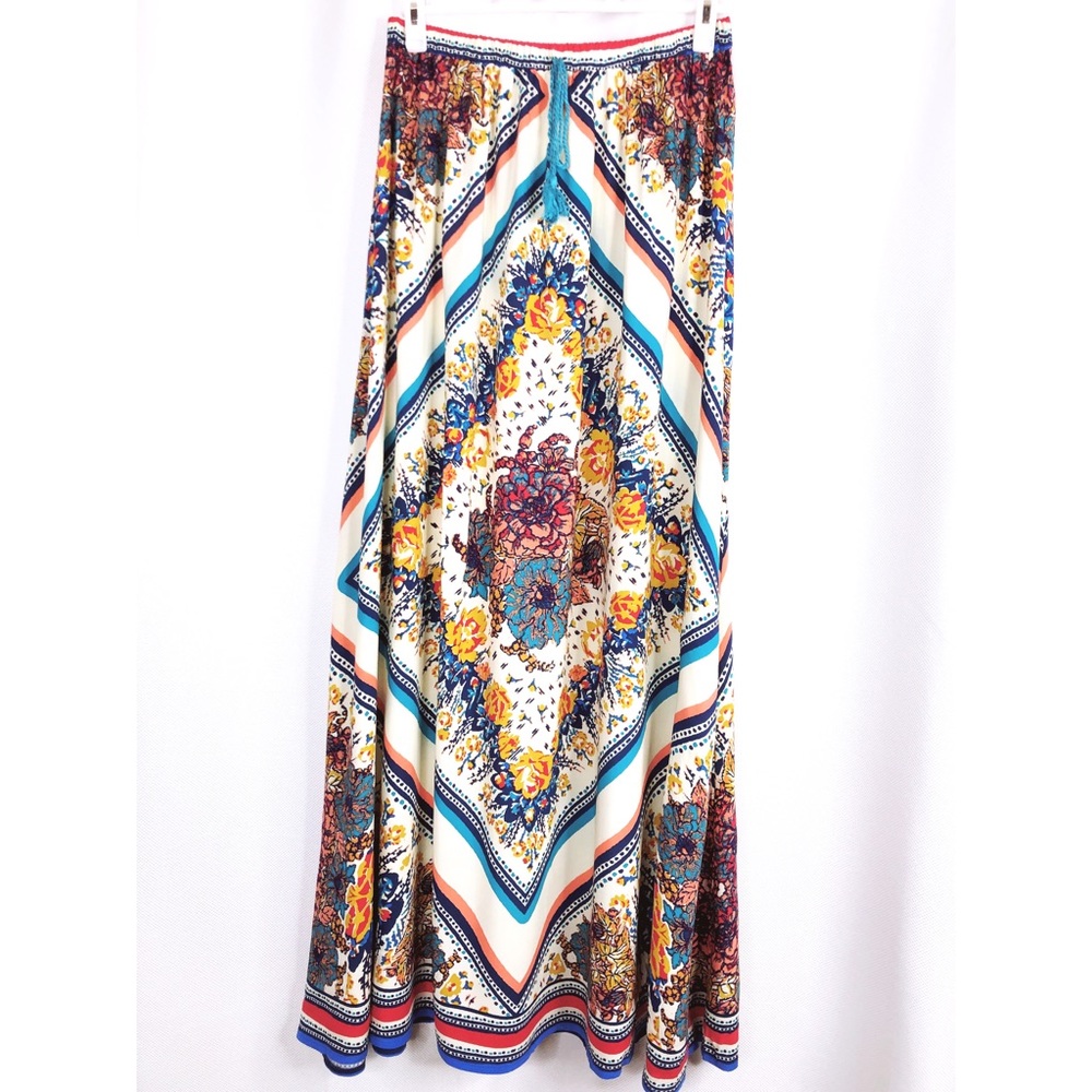 Flying Tomato Boho Floral Plus Size Maxi Skirt - Picture 2 of 6